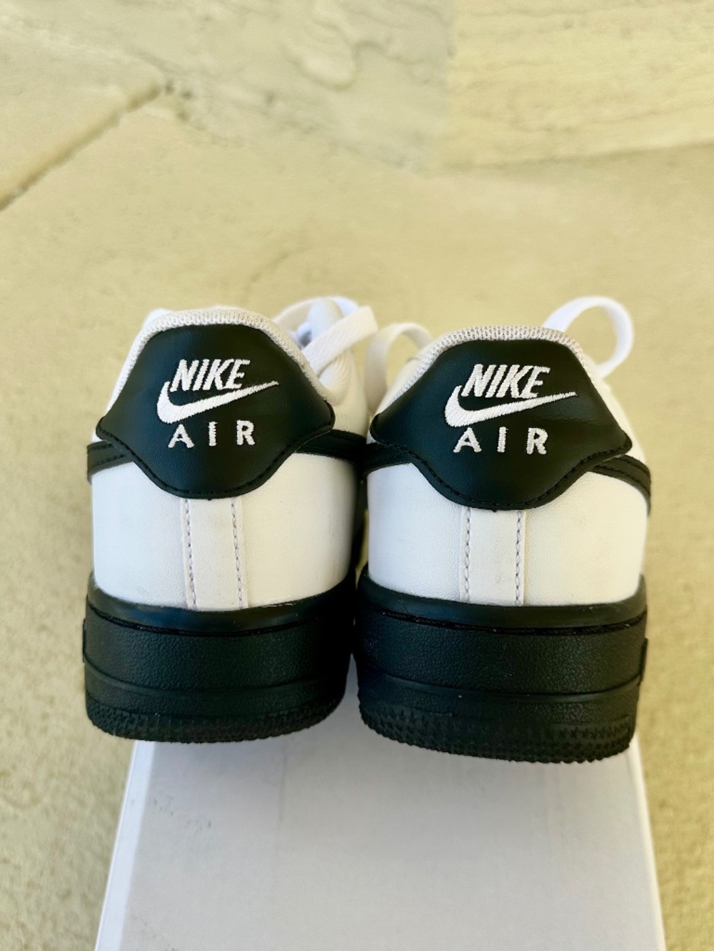 Nike Air Force 1 Low White/Black Sole Sneakers, Woman's Size 7 - Picture 7 of 14